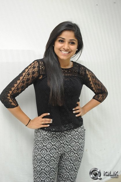 Rehana-at-Chakkiligintha-Movie-Press-Meet